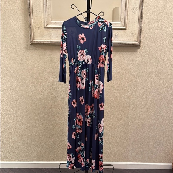 Source Unknown Navy Floral Maxi Dress - Picture 1 of 8